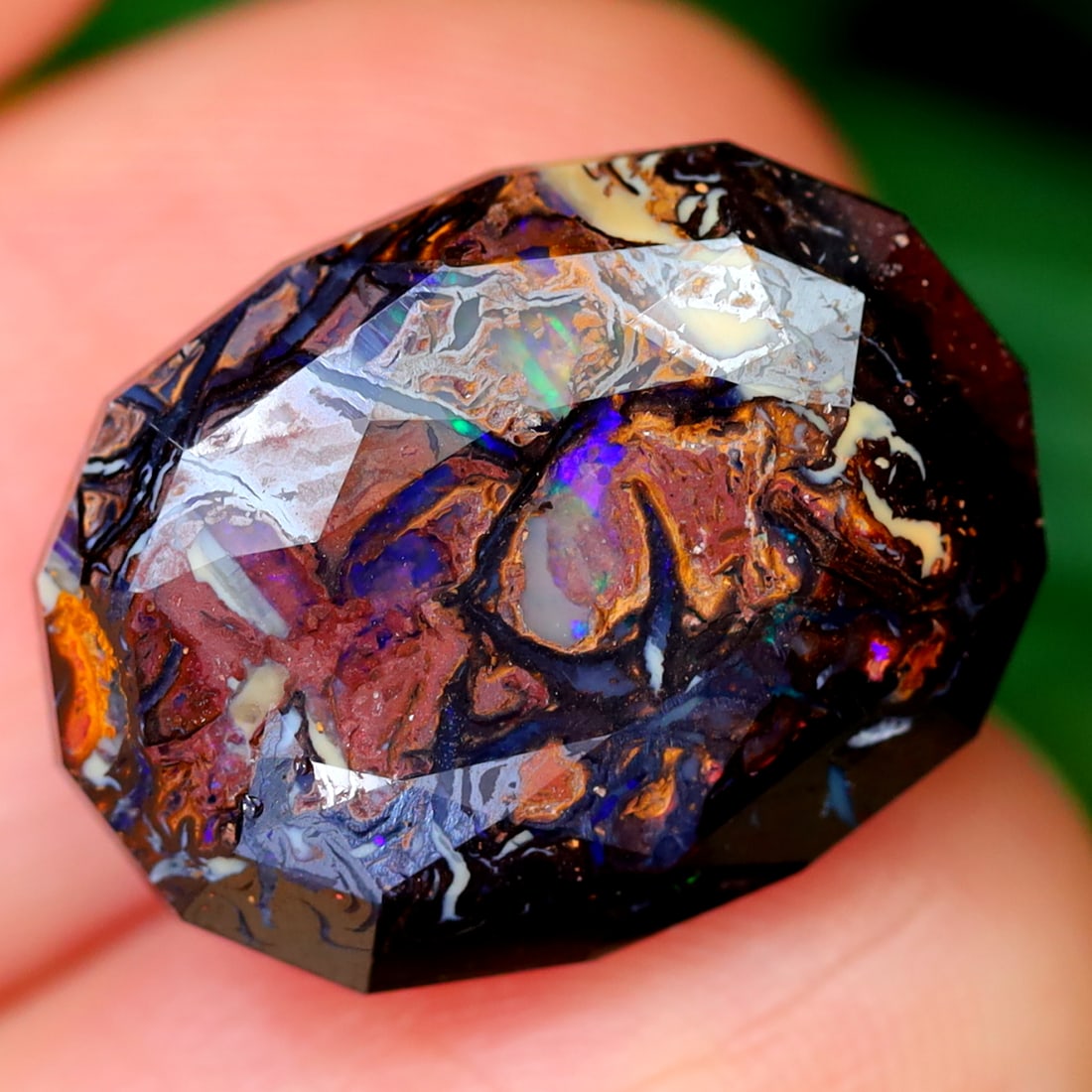 10.92Ct Koroit Boulder Opal Polished - Australian Opal - Precision Cut: Ksmith Jewels Global Welcome to our auction house, today auction brought to you by Ksmith Jewels Global based in Penang, Malaysia specialize in all kinds of opal and color gemstone both in manufacturi