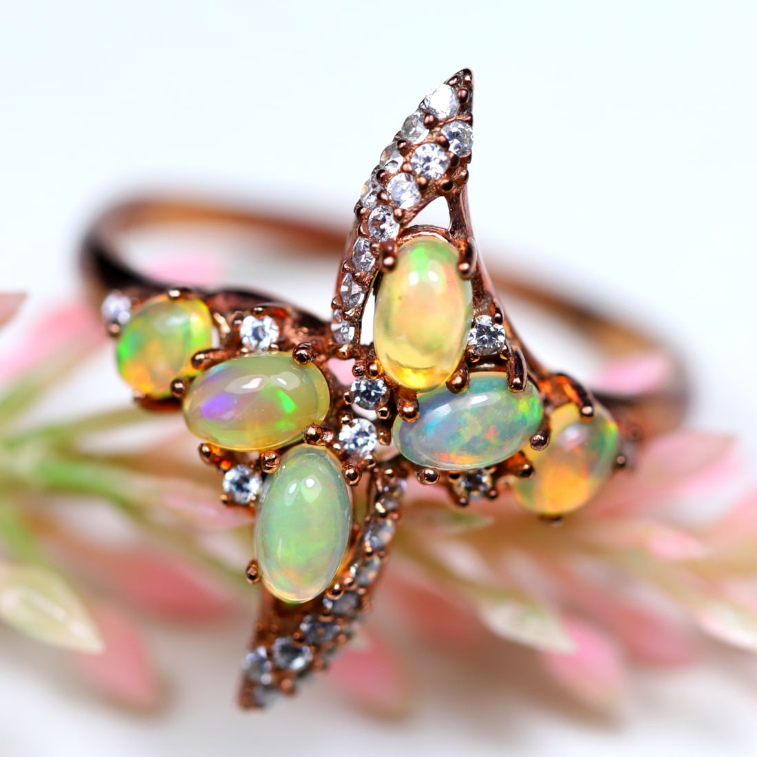 Total Weight of 19.82Ct Natural Multicolor Opal 925 Sterling Silver Size 8.75US: Ksmith Jewels Global Welcome to our auction house, today auction brought to you by Ksmith Jewels Global based in Penang, Malaysia specialize in all kinds of opal and color gemstone both in manufacturi