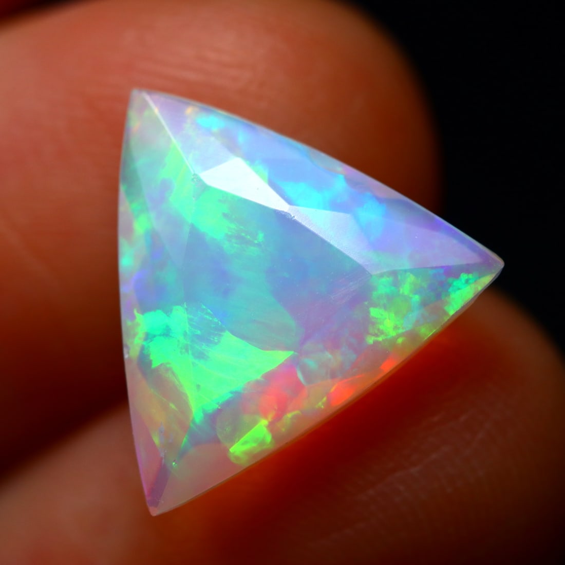 2.10Ct Natural Flashy Rainbow Ethiopian Faceted Welo Opal - Ethiopian Opal (OT6993): Ksmith Jewels Global Welcome to our auction house, today auction brought to you by Ksmith Jewels Global based in Penang, Malaysia specialize in all kinds of opal and color gemstone both in manufacturi
