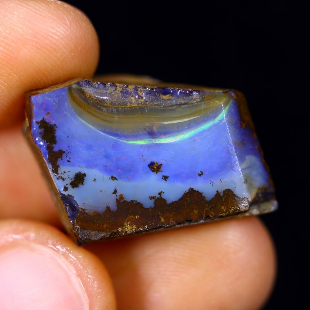 23Ct Winton Boulder Rough Opal - Australian Opal - Freeform Rough: Ksmith Jewels Global Welcome to our auction house, today auction brought to you by Ksmith Jewels Global based in Penang, Malaysia specialize in all kinds of opal and color gemstone both in manufacturi