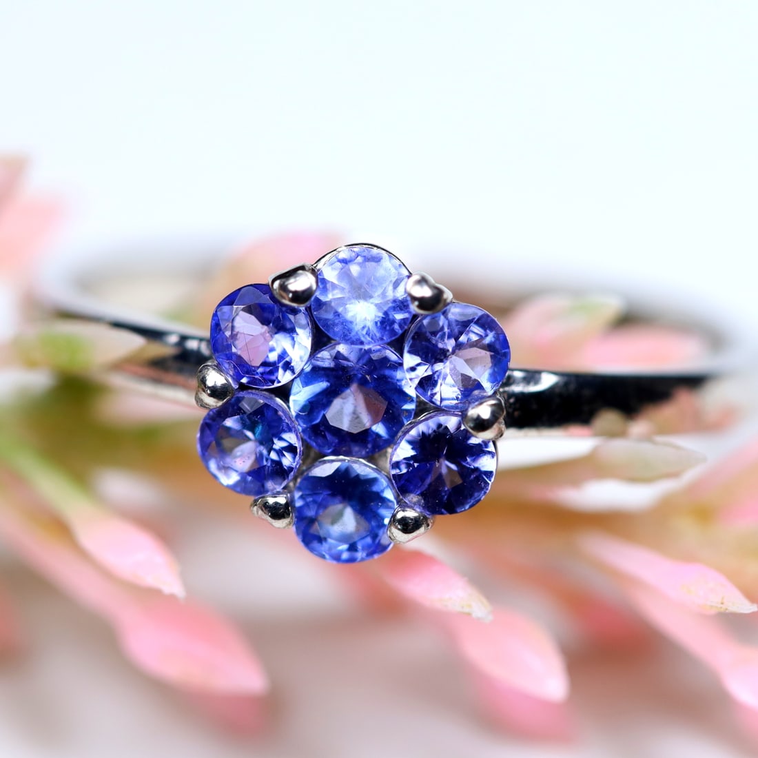 Total Weight of 10.30Ct Natural Tanzanite Ring 925 Sterling Silver Size 7.25 US (1 of 2)
