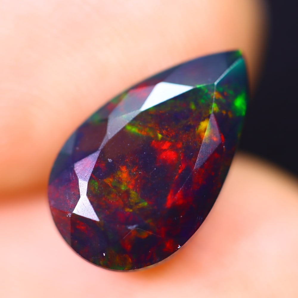 2.43Ct Welo Black Opal Polished - Ethiopian Opal - Pear Faceted: Ksmith Jewels Global Welcome to our auction house, today auction brought to you by Ksmith Jewels Global based in Penang, Malaysia specialize in all kinds of opal and color gemstone both in manufacturi