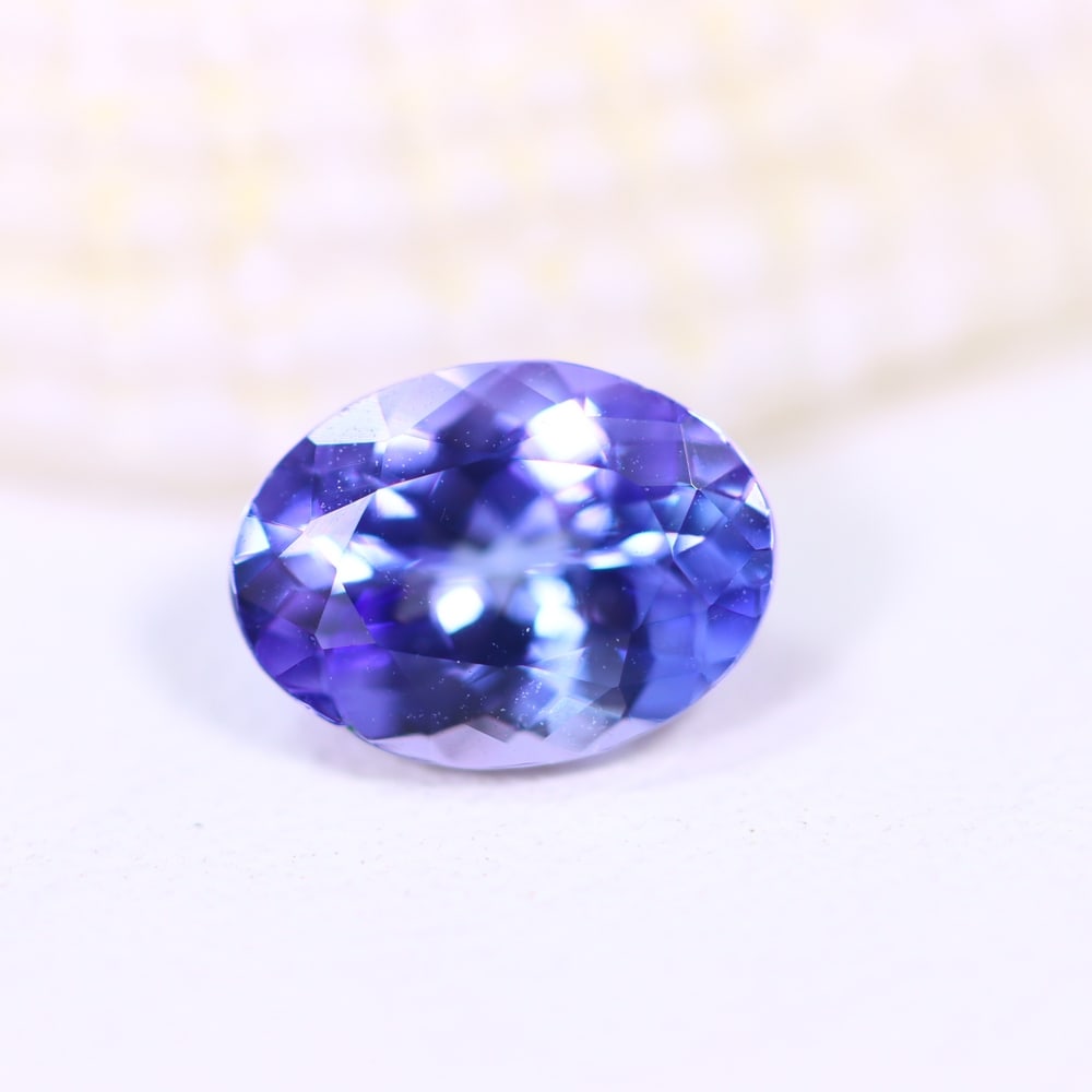 1.13Ct Tanzanite - Polished Faceted - Oval Faceted: Ksmith Jewels Global Welcome to our auction house, today auction brought to you by Ksmith Jewels Global based in Penang, Malaysia specialize in all kinds of opal and color gemstone both in manufacturi
