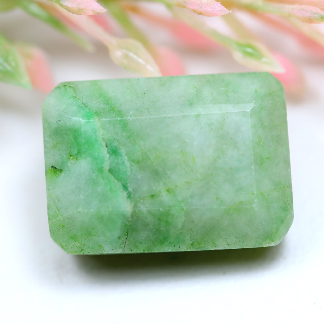 Emerald 16.01Ct Natural Brazilian Emerald Pear Faceted Cut: Ksmith Jewels Global Welcome to our auction house, today auction brought to you by Ksmith Jewels Global based in Penang, Malaysia specialize in all kinds of opal and color gemstone both in manufacturi