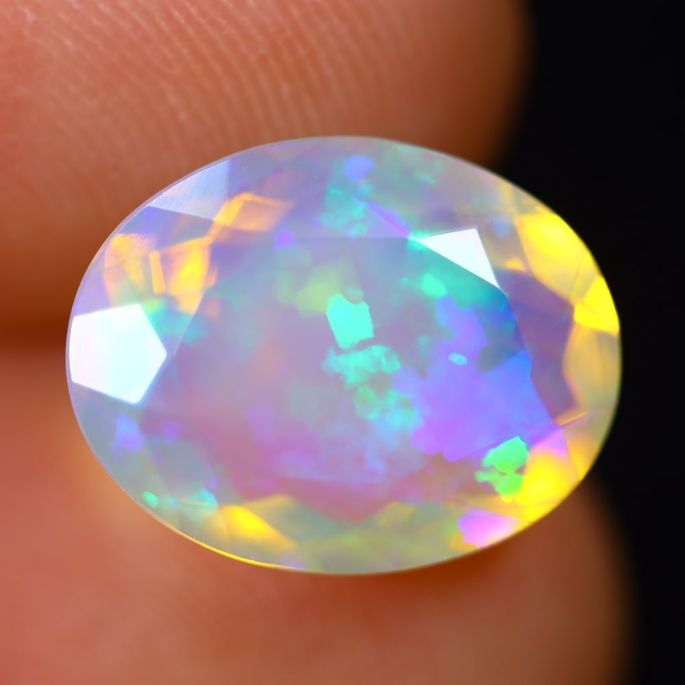 3.58Ct Welo Opal Polished - Ethiopian Opal - Oval Faceted: Ksmith Jewels Global Welcome to our auction house, today auction brought to you by Ksmith Jewels Global based in Penang, Malaysia specialize in all kinds of opal and color gemstone both in manufacturi