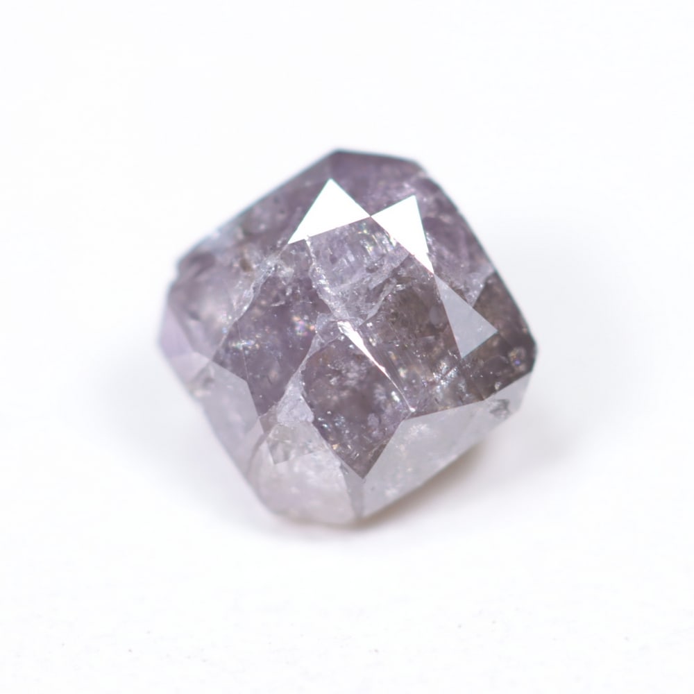 0.82Ct Pink Diamond - Polished Faceted: Ksmith Jewels Global Welcome to our auction house, today auction brought to you by Ksmith Jewels Global based in Penang, Malaysia specialize in all kinds of opal and color gemstone both in manufacturi