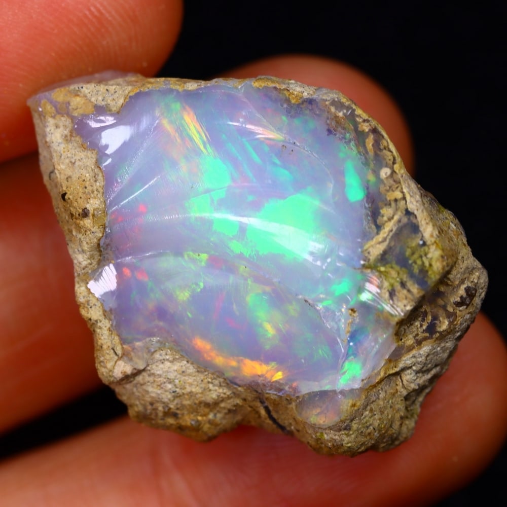 35Ct Rough Opal Specimen - Ethiopian Opal - Mineral Rough: Ksmith Jewels Global Welcome to our auction house, today auction brought to you by Ksmith Jewels Global based in Penang, Malaysia specialize in all kinds of opal and color gemstone both in manufacturi