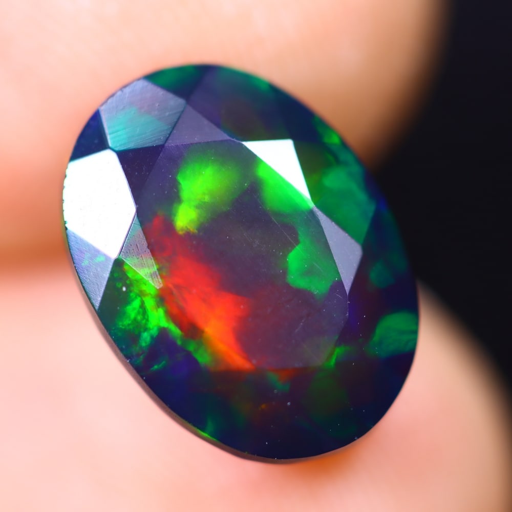 2.83Ct Welo Black Opal Polished - Ethiopian Opal - Oval Faceted: Ksmith Jewels Global Welcome to our auction house, today auction brought to you by Ksmith Jewels Global based in Penang, Malaysia specialize in all kinds of opal and color gemstone both in manufacturi