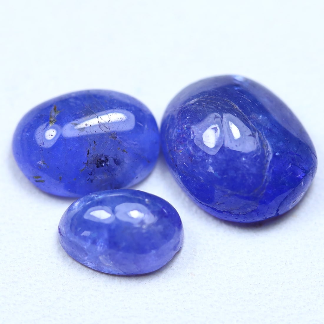 7.98Cts Natural Tanzanite Smooth Cabochon for Jewelry Making in Lot OT6945: Ksmith Jewels Global Welcome to our auction house, today auction brought to you by Ksmith Jewels Global based in Penang, Malaysia specialize in all kinds of opal and color gemstone both in manufacturi