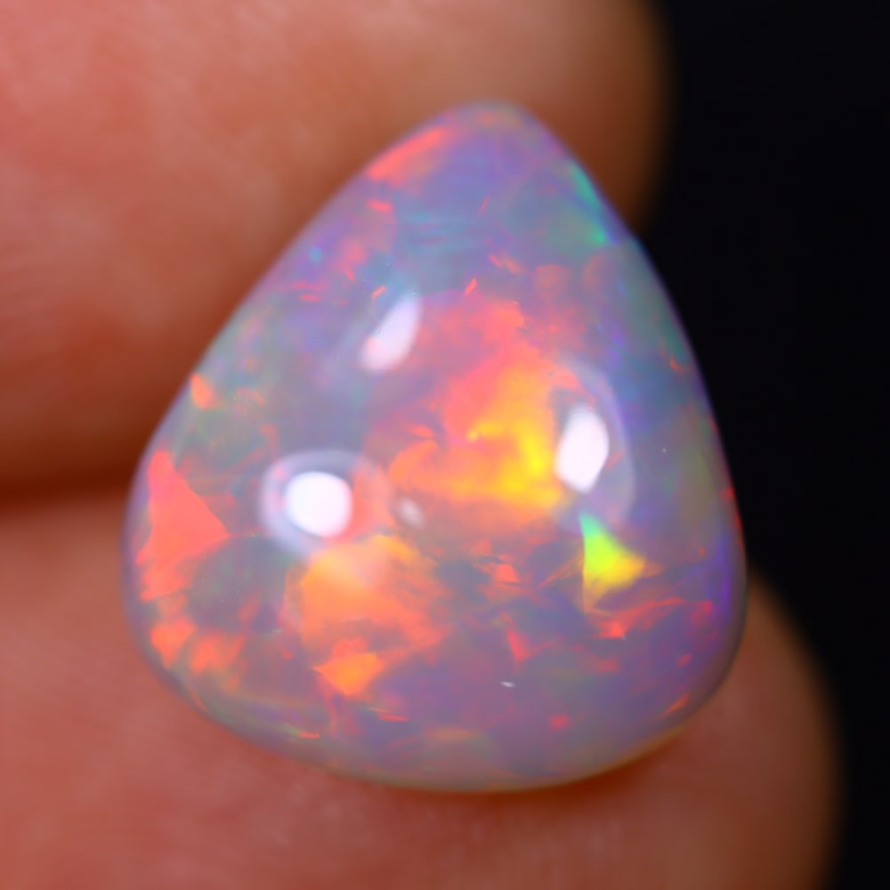 5.43Ct Welo Opal Polished - Ethiopian Opal - Pear Cabochon: Ksmith Jewels Global Welcome to our auction house, today auction brought to you by Ksmith Jewels Global based in Penang, Malaysia specialize in all kinds of opal and color gemstone both in manufacturi