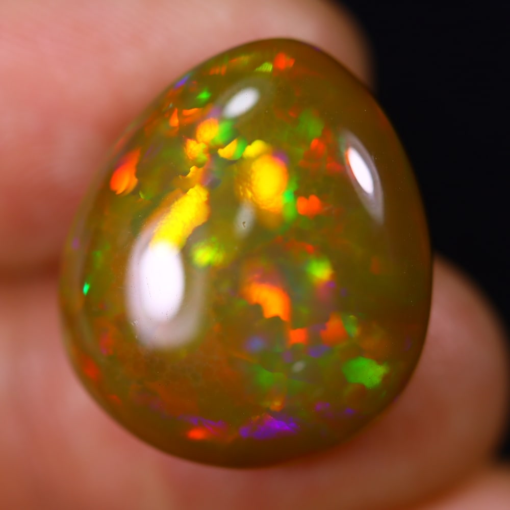 13.52Ct Welo Opal Polished - Ethiopian Opal - Pear Cabochon: Ksmith Jewels Global Welcome to our auction house, today auction brought to you by Ksmith Jewels Global based in Penang, Malaysia specialize in all kinds of opal and color gemstone both in manufacturi