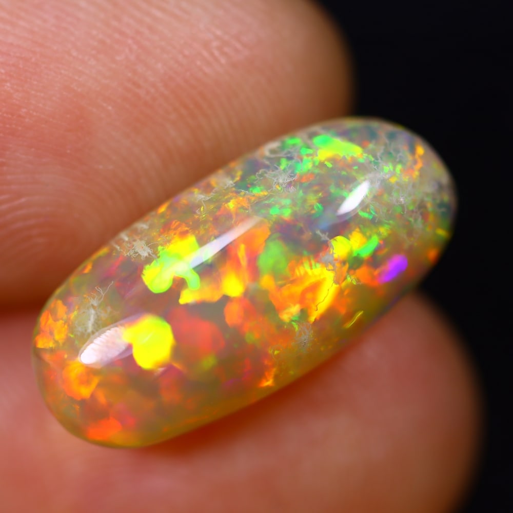 5.29Ct Welo Opal Polished - Ethiopian Opal - Oval Cabochon: Ksmith Jewels Global Welcome to our auction house, today auction brought to you by Ksmith Jewels Global based in Penang, Malaysia specialize in all kinds of opal and color gemstone both in manufacturi