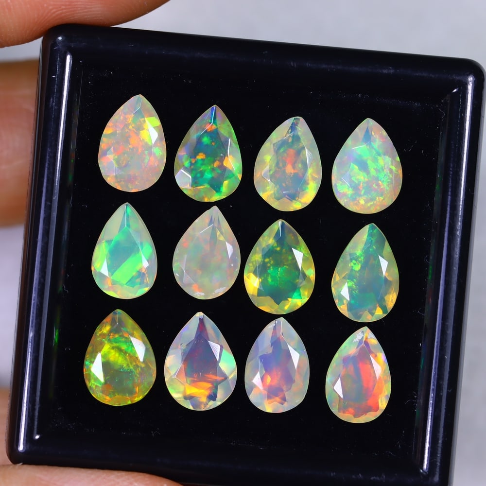 9.72Ct Welo Opal Lot - Ethiopian Opal - Pear Faceted: Ksmith Jewels Global Welcome to our auction house, today auction brought to you by Ksmith Jewels Global based in Penang, Malaysia specialize in all kinds of opal and color gemstone both in manufacturi