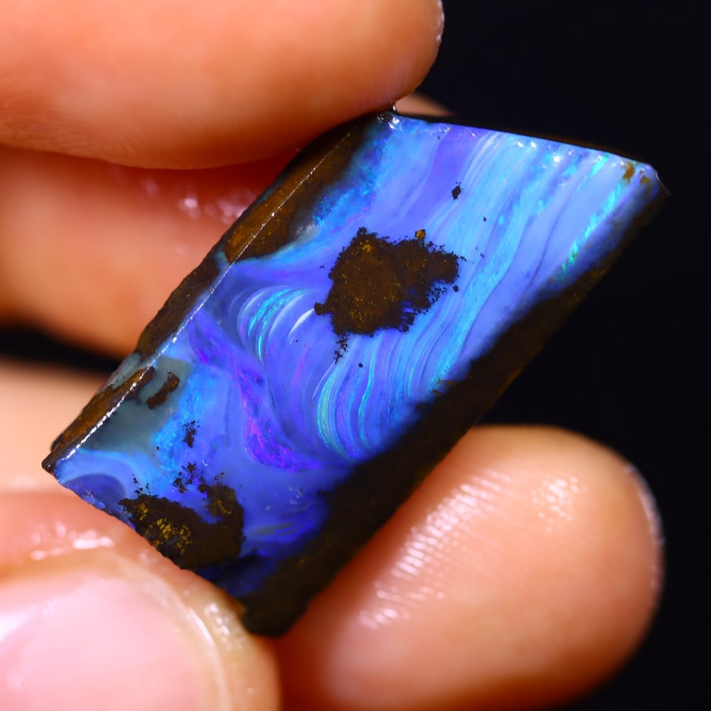 19Ct Winton Boulder Rough Opal - Australian Opal - Freeform Rough: Ksmith Jewels Global Welcome to our auction house, today auction brought to you by Ksmith Jewels Global based in Penang, Malaysia specialize in all kinds of opal and color gemstone both in manufacturi