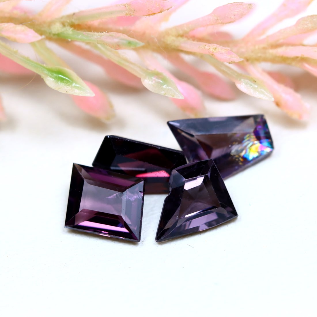 3.02Ct Natural 4PCS.AAA++COLOR SPINEL MOGOK NATURAL GEMSTONE FANCY CUT: Ksmith Jewels Global Welcome to our auction house, today auction brought to you by Ksmith Jewels Global based in Penang, Malaysia specialize in all kinds of opal and color gemstone both in manufacturi