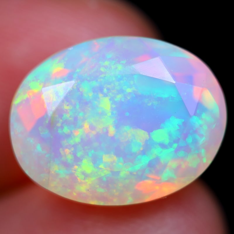 4.04Ct Natural Flashy Rainbow Ethiopian Welo Opal: Ksmith Jewels Global Welcome to our auction house, today auction brought to you by Ksmith Jewels Global based in Penang, Malaysia specialize in all kinds of opal and color gemstone both in manufacturi