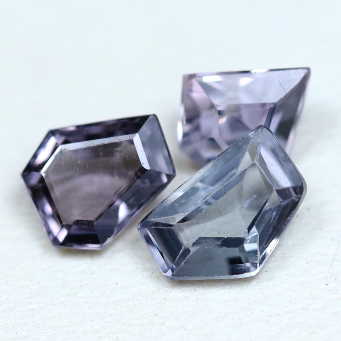 1.74Ct Natural 3PCS.AAA++COLOR SPINEL MOGOK NATURAL GEMSTONE FANCY CUT: Ksmith Jewels Global Welcome to our auction house, today auction brought to you by Ksmith Jewels Global based in Penang, Malaysia specialize in all kinds of opal and color gemstone both in manufacturi
