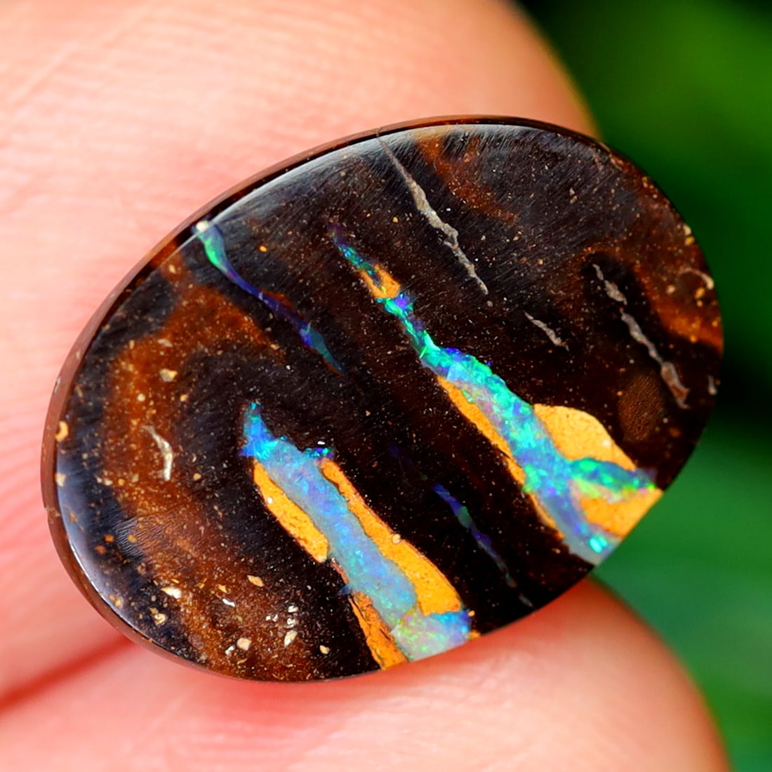 3.73Ct Koroit Boulder Opal Polished - Australian Opal - Oval Cabochon: Ksmith Jewels Global Welcome to our auction house, today auction brought to you by Ksmith Jewels Global based in Penang, Malaysia specialize in all kinds of opal and color gemstone both in manufacturi