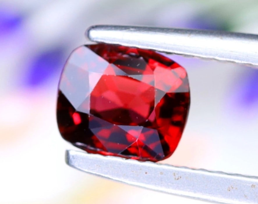 BURMESE RED SPINEL 1.04Ct Natural Beautiful Clean Burmese Red Spinel (BG1143) (1 of 3)