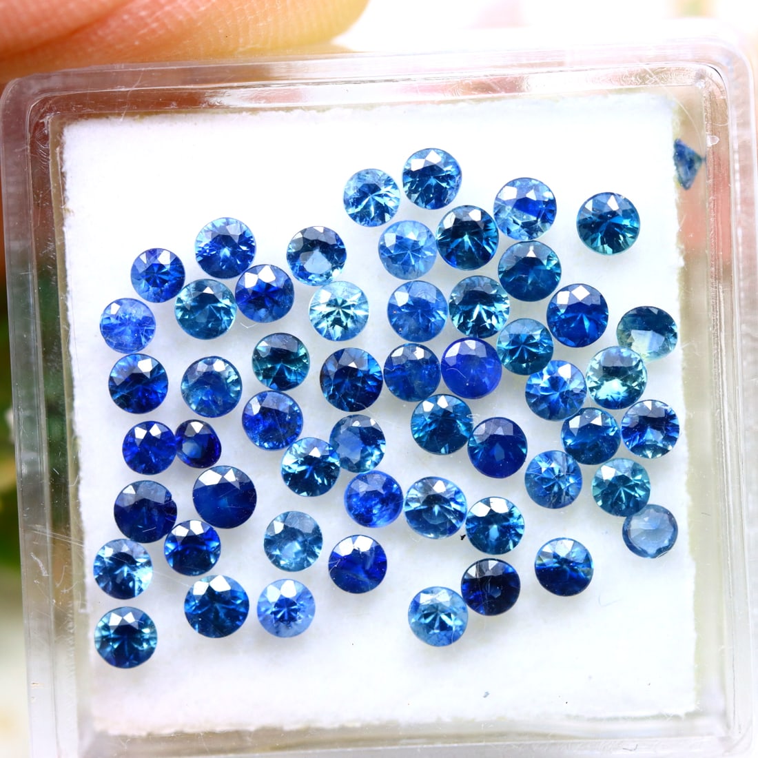 2.3MM 3.01Ct Natural Wholesale Diamond Cut Blue Sapphire Lot OT7071: Ksmith Jewels Global Welcome to our auction house, today auction brought to you by Ksmith Jewels Global based in Penang, Malaysia specialize in all kinds of opal and color gemstone both in manufacturi