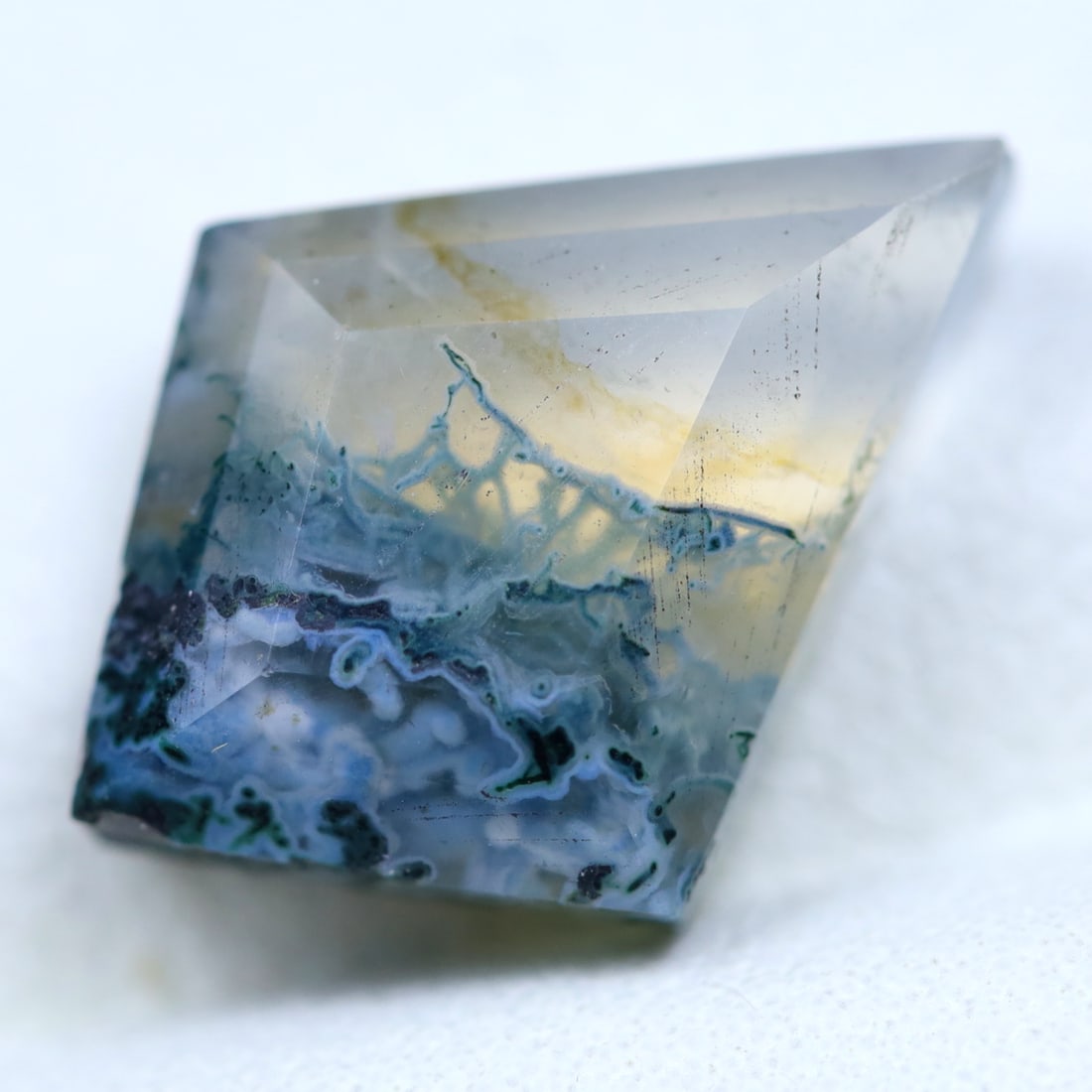 4.51Ct Natural Green Moss Agate - India Gemstone - Fancy Faceted: Ksmith Jewels Global Welcome to our auction house, today auction brought to you by Ksmith Jewels Global based in Penang, Malaysia specialize in all kinds of opal and color gemstone both in manufacturi