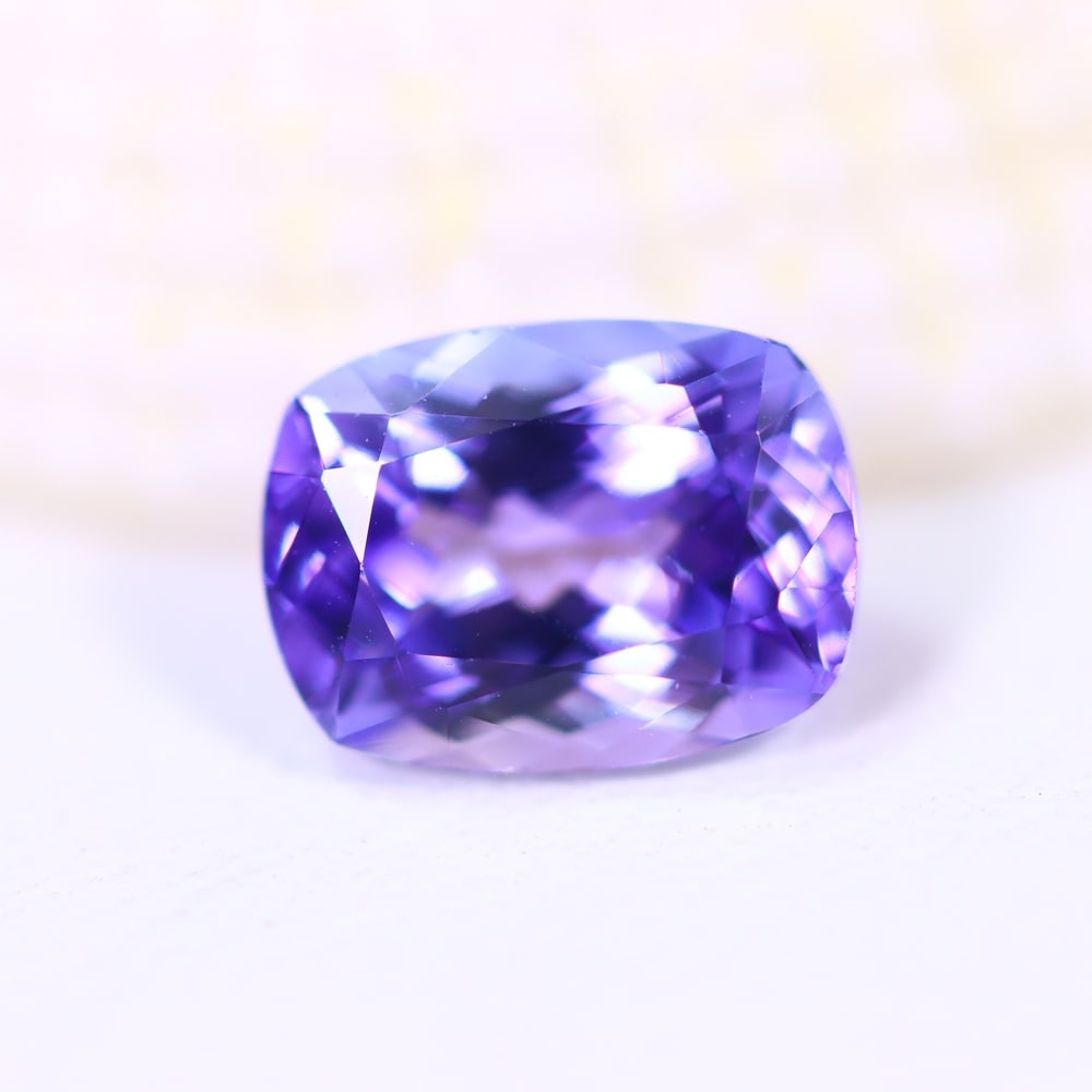 1.58Ct Tanzanite - Polished Faceted - Rectangle Faceted: Ksmith Jewels Global Welcome to our auction house, today auction brought to you by Ksmith Jewels Global based in Penang, Malaysia specialize in all kinds of opal and color gemstone both in manufacturi
