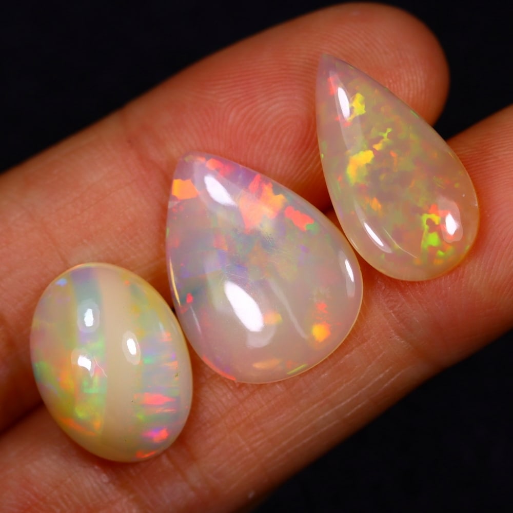11.37Ct Group of 3 Welo Opal Polished - Ethiopian Opal: Ksmith Jewels Global Welcome to our auction house, today auction brought to you by Ksmith Jewels Global based in Penang, Malaysia specialize in all kinds of opal and color gemstone both in manufacturi
