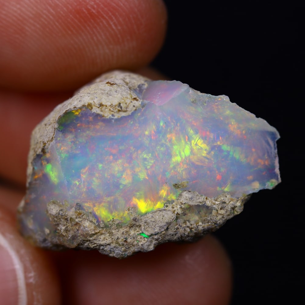 17.4Ct Rough Opal Specimen - Ethiopian Opal - Mineral Rough: Ksmith Jewels Global Welcome to our auction house, today auction brought to you by Ksmith Jewels Global based in Penang, Malaysia specialize in all kinds of opal and color gemstone both in manufacturi