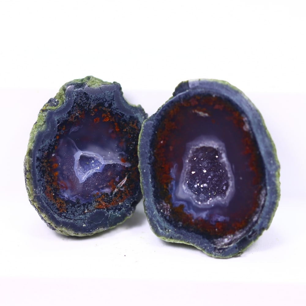 8.03g Mexican Geode Druzy - Mineral Rough: Ksmith Jewels Global Welcome to our auction house, today auction brought to you by Ksmith Jewels Global based in Penang, Malaysia specialize in all kinds of opal and color gemstone both in manufacturi
