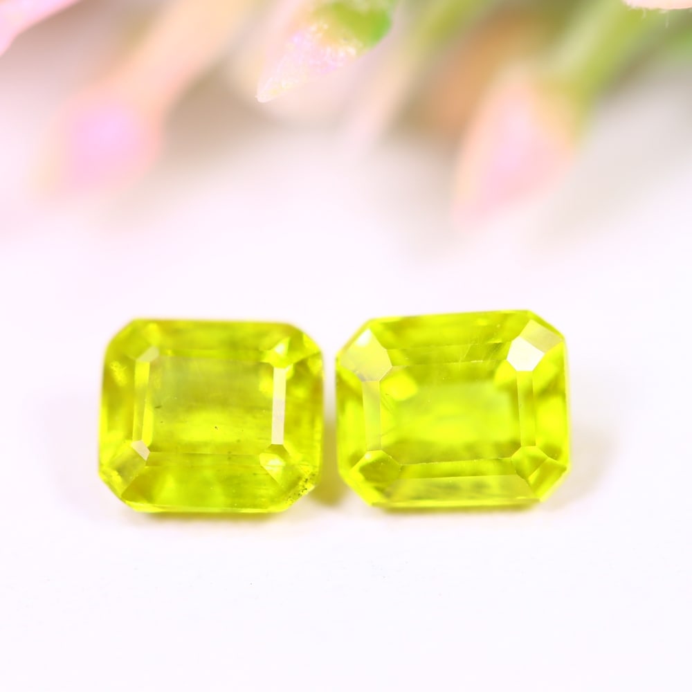2.27Ct Yellow Sapphire Pair - Polished Faceted - Rectangle Faceted: Ksmith Jewels Global Welcome to our auction house, today auction brought to you by Ksmith Jewels Global based in Penang, Malaysia specialize in all kinds of opal and color gemstone both in manufacturi
