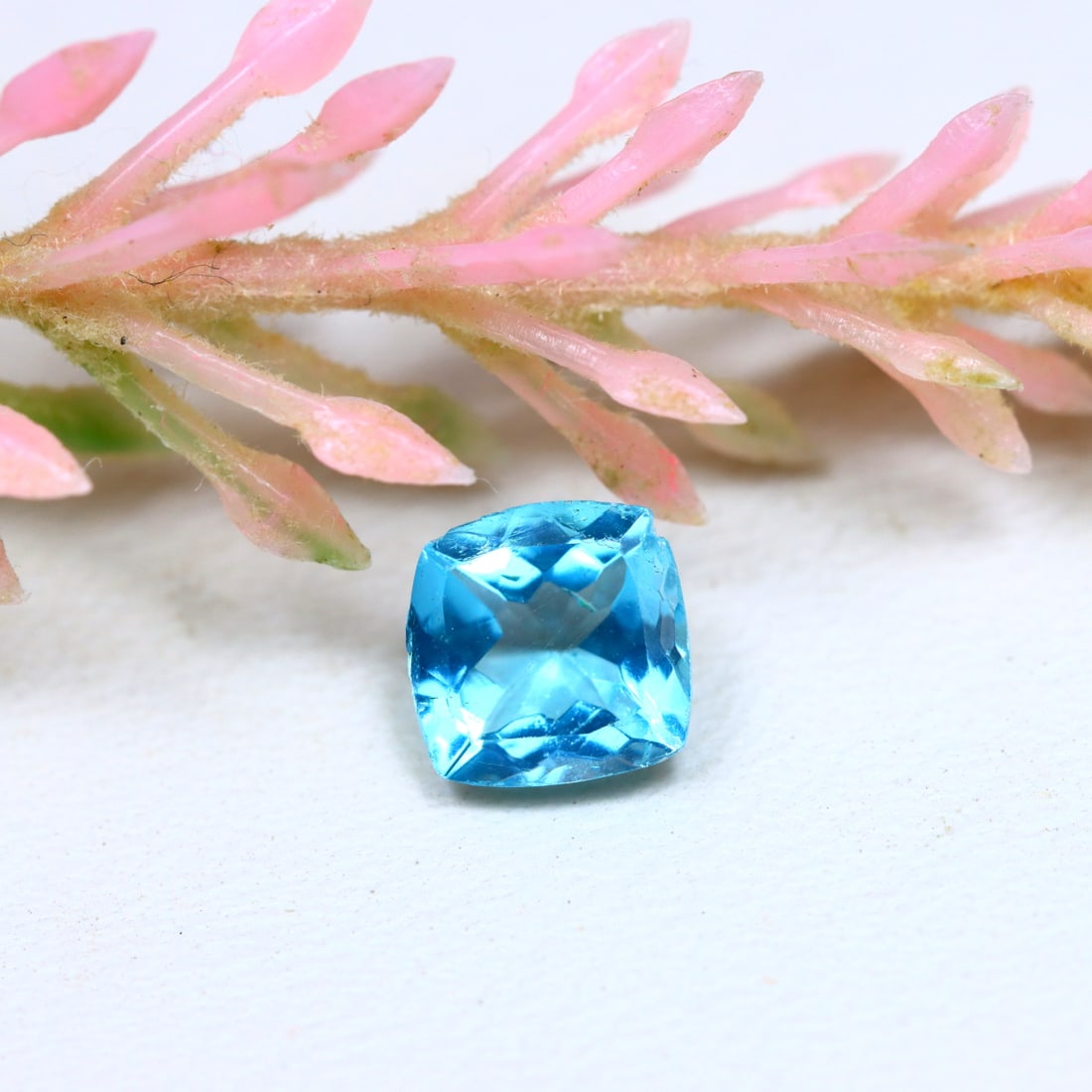 Apatite 0.93Ct Cushion Cut Natural Unheated Blue Apatite Madagascar Cushion 6 x 6 MM.: Ksmith Jewels Global Welcome to our auction house, today auction brought to you by Ksmith Jewels Global based in Penang, Malaysia specialize in all kinds of opal and color gemstone both in manufacturi