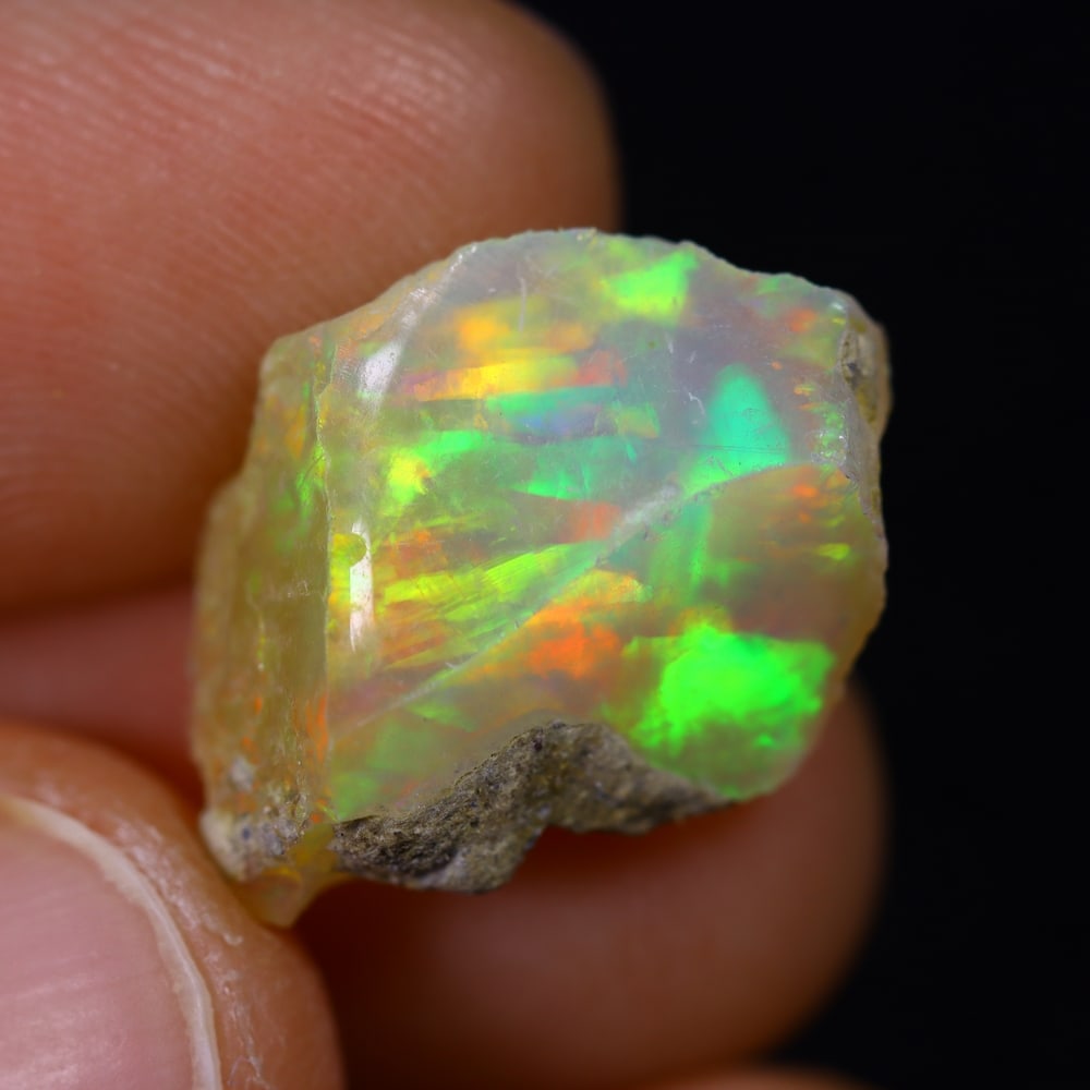 6.5Ct Rough Opal Specimen - Ethiopian Opal - Mineral Rough: Ksmith Jewels Global Welcome to our auction house, today auction brought to you by Ksmith Jewels Global based in Penang, Malaysia specialize in all kinds of opal and color gemstone both in manufacturi