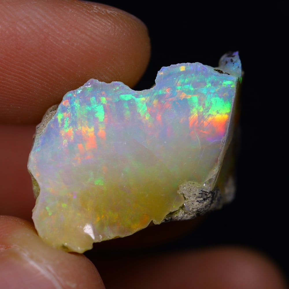 14.8Ct Rough Opal Specimen - Ethiopian Opal - Mineral Rough: Ksmith Jewels Global Welcome to our auction house, today auction brought to you by Ksmith Jewels Global based in Penang, Malaysia specialize in all kinds of opal and color gemstone both in manufacturi
