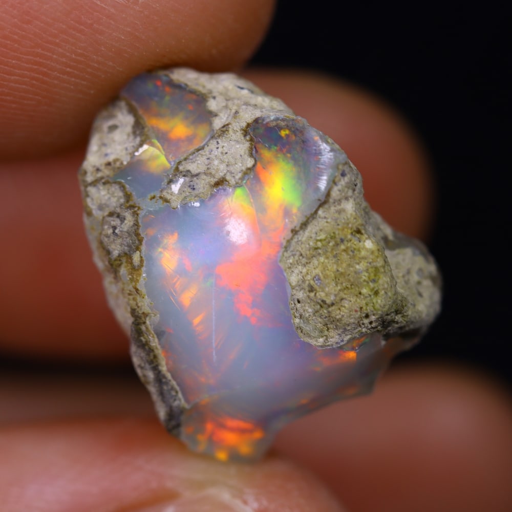 13.7Ct Rough Opal Specimen - Ethiopian Opal - Mineral Rough: Ksmith Jewels Global Welcome to our auction house, today auction brought to you by Ksmith Jewels Global based in Penang, Malaysia specialize in all kinds of opal and color gemstone both in manufacturi