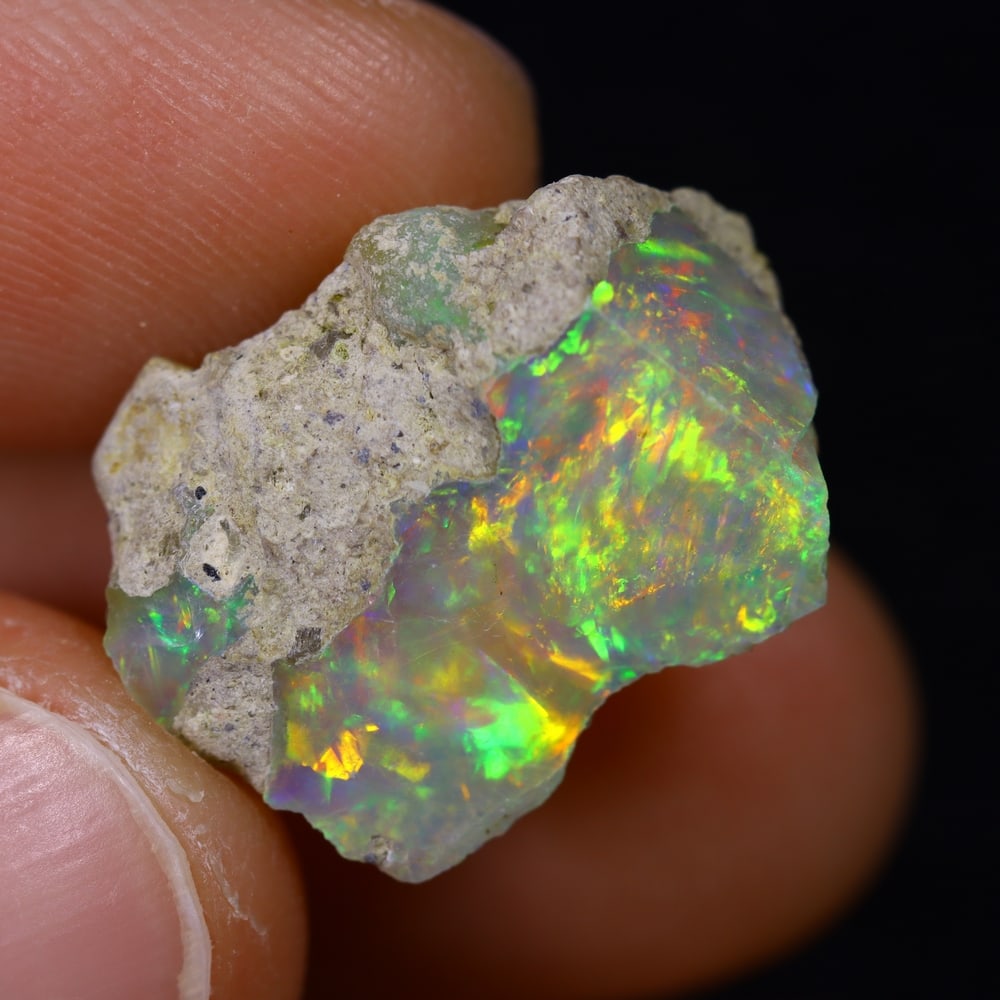 10.2Ct Rough Opal Specimen - Ethiopian Opal - Mineral Rough: Ksmith Jewels Global Welcome to our auction house, today auction brought to you by Ksmith Jewels Global based in Penang, Malaysia specialize in all kinds of opal and color gemstone both in manufacturi
