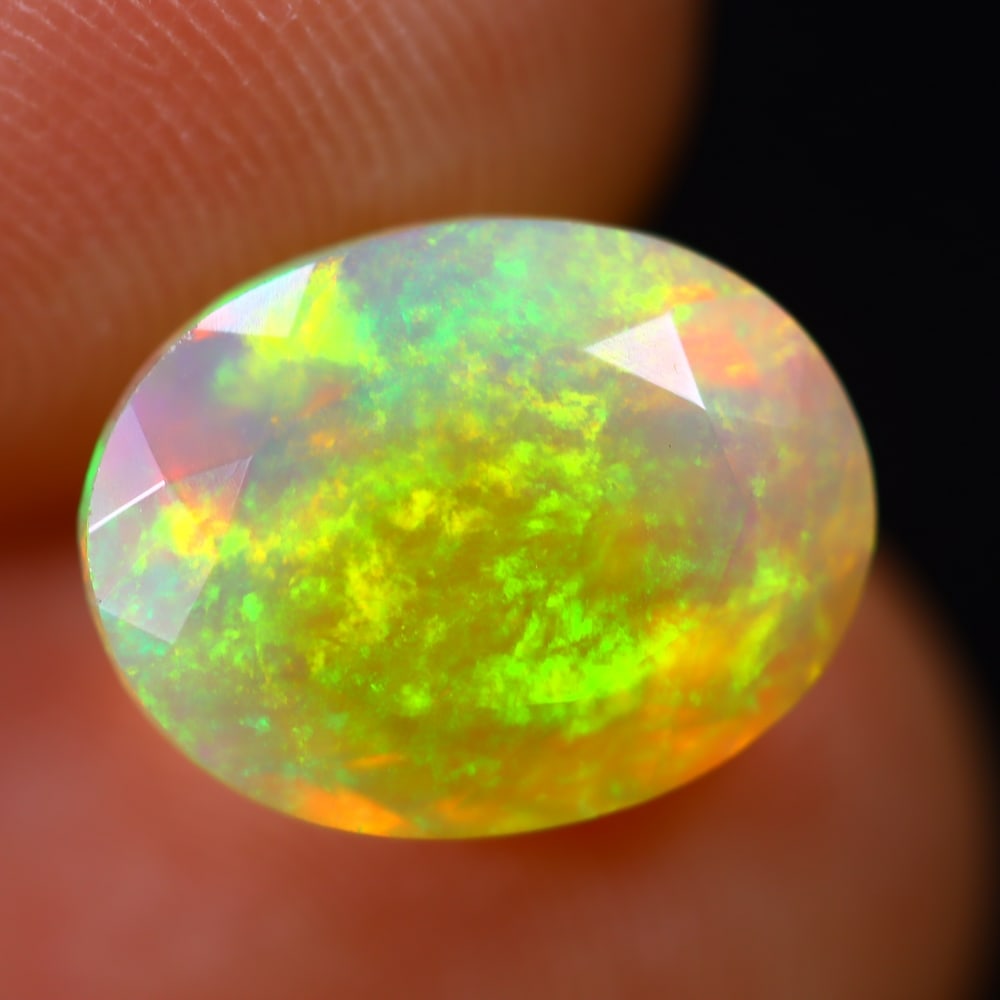 3.12Ct Welo Opal Polished - Ethiopian Opal - Oval Faceted (1 of 7)