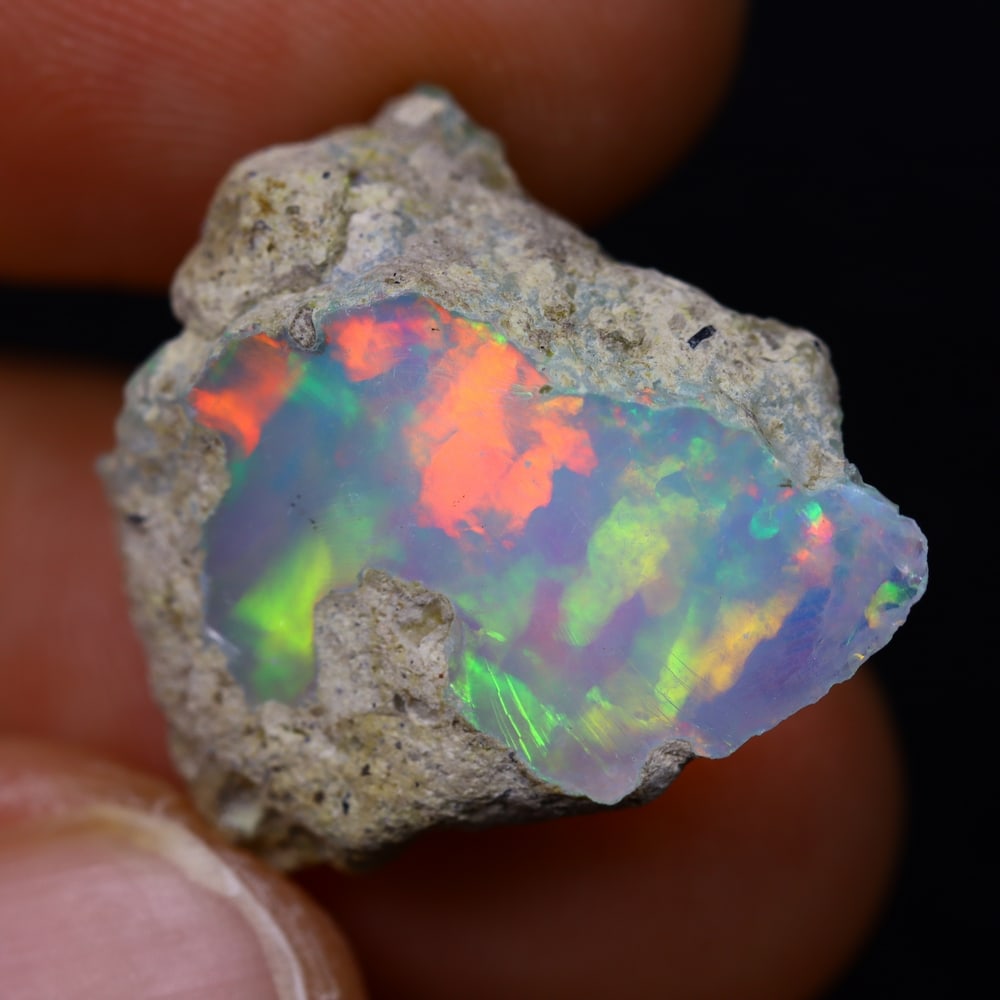 10.4Ct Rough Opal Specimen - Ethiopian Opal - Mineral Rough: Ksmith Jewels Global Welcome to our auction house, today auction brought to you by Ksmith Jewels Global based in Penang, Malaysia specialize in all kinds of opal and color gemstone both in manufacturi