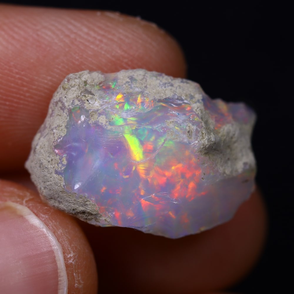 8.5Ct Rough Opal Specimen - Ethiopian Opal - Mineral Rough: Ksmith Jewels Global Welcome to our auction house, today auction brought to you by Ksmith Jewels Global based in Penang, Malaysia specialize in all kinds of opal and color gemstone both in manufacturi