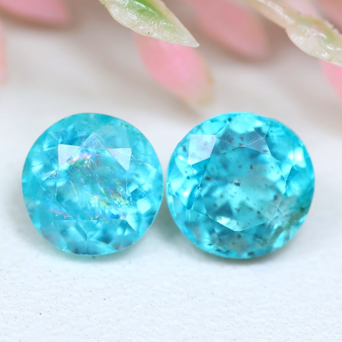 Apatite 1.78Ct Natural Unheated Turquoise Blue Apatite in Pair Madagascar For Jewelry Making: Ksmith Jewels Global Welcome to our auction house, today auction brought to you by Ksmith Jewels Global based in Penang, Malaysia specialize in all kinds of opal and color gemstone both in manufacturi