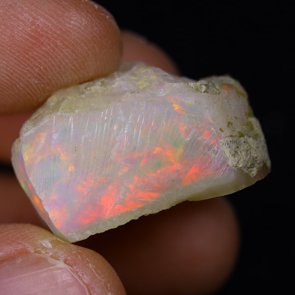 24.4Ct Rough Opal Specimen - Ethiopian Opal - Mineral Rough: Ksmith Jewels Global Welcome to our auction house, today auction brought to you by Ksmith Jewels Global based in Penang, Malaysia specialize in all kinds of opal and color gemstone both in manufacturi