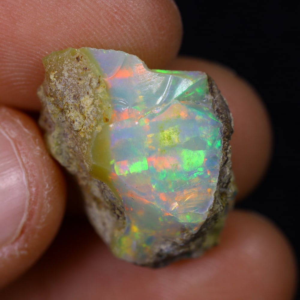 11.9Ct Rough Opal Specimen - Ethiopian Opal - Mineral Rough: Ksmith Jewels Global Welcome to our auction house, today auction brought to you by Ksmith Jewels Global based in Penang, Malaysia specialize in all kinds of opal and color gemstone both in manufacturi