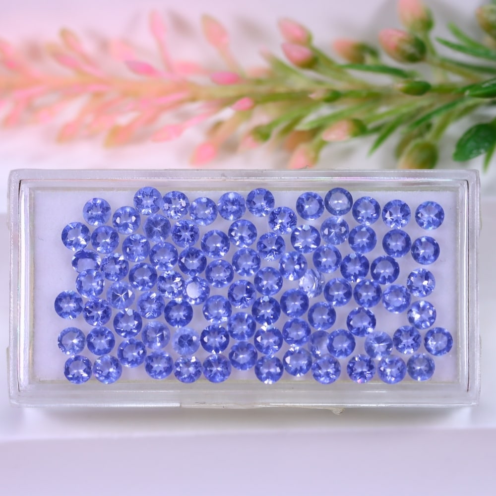 8.01Ct Tanzanite Set - 3mm Round Diamond Cut: Ksmith Jewels Global Welcome to our auction house, today auction brought to you by Ksmith Jewels Global based in Penang, Malaysia specialize in all kinds of opal and color gemstone both in manufacturi