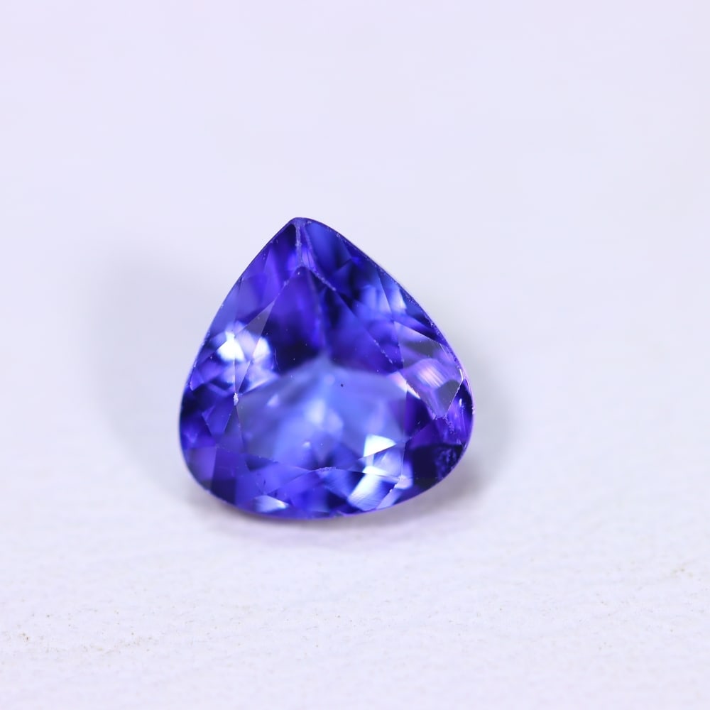 1.23Ct Tanzanite Faceted - Pear Polished: Ksmith Jewels Global Welcome to our auction house, today auction brought to you by Ksmith Jewels Global based in Penang, Malaysia specialize in all kinds of opal and color gemstone both in manufacturi