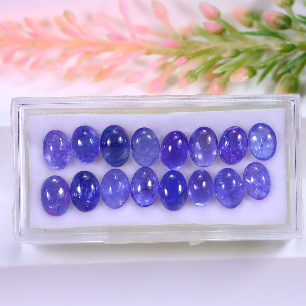 15.69Ct Tanzanite Set - Oval Cabochon: Ksmith Jewels Global Welcome to our auction house, today auction brought to you by Ksmith Jewels Global based in Penang, Malaysia specialize in all kinds of opal and color gemstone both in manufacturi