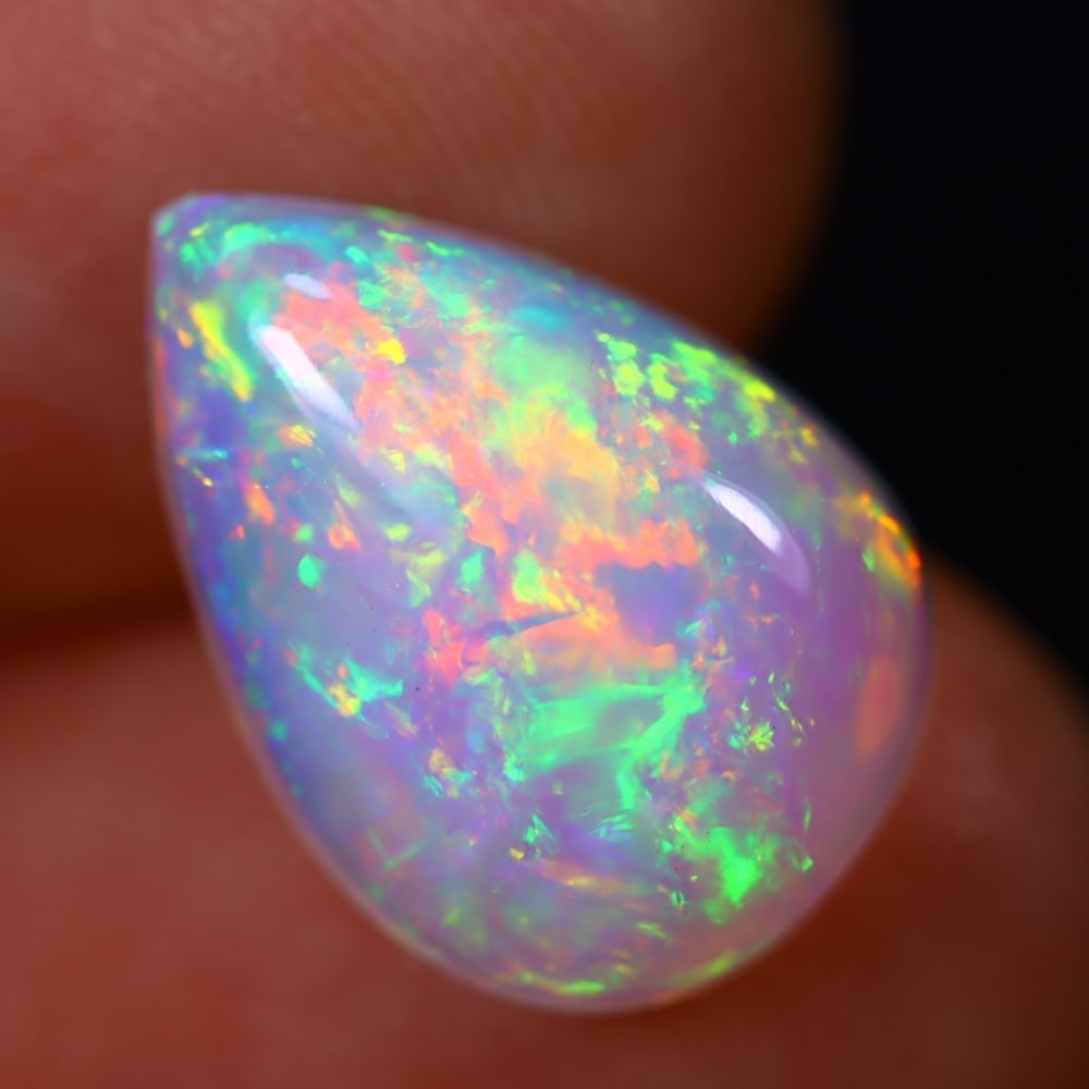 3.85Ct Welo Opal Polished - Ethiopian Opal - Pear Cabochon: Ksmith Jewels Global Welcome to our auction house, today auction brought to you by Ksmith Jewels Global based in Penang, Malaysia specialize in all kinds of opal and color gemstone both in manufacturi