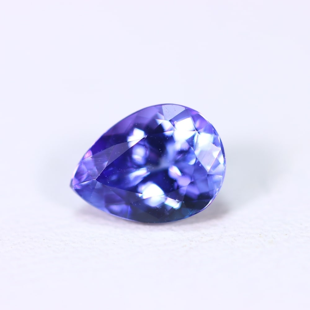 1.20Ct Tanzanite Faceted - Pear Polished: Ksmith Jewels Global Welcome to our auction house, today auction brought to you by Ksmith Jewels Global based in Penang, Malaysia specialize in all kinds of opal and color gemstone both in manufacturi