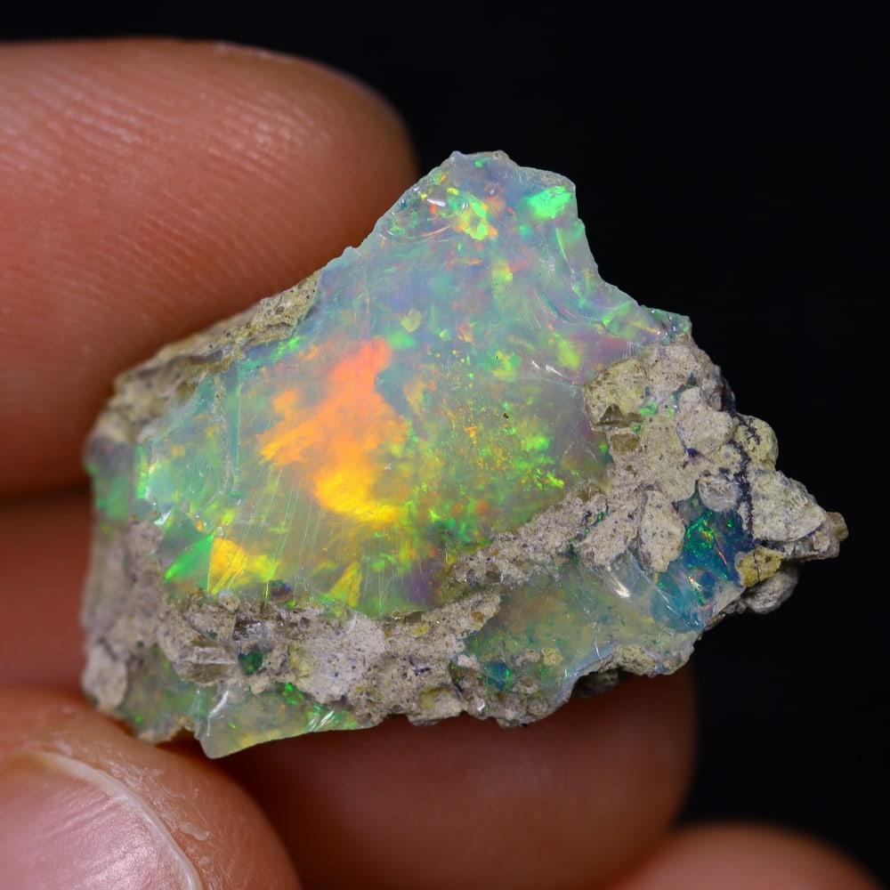 10.3Ct Rough Opal Specimen - Ethiopian Opal - Mineral Rough: Ksmith Jewels Global Welcome to our auction house, today auction brought to you by Ksmith Jewels Global based in Penang, Malaysia specialize in all kinds of opal and color gemstone both in manufacturi