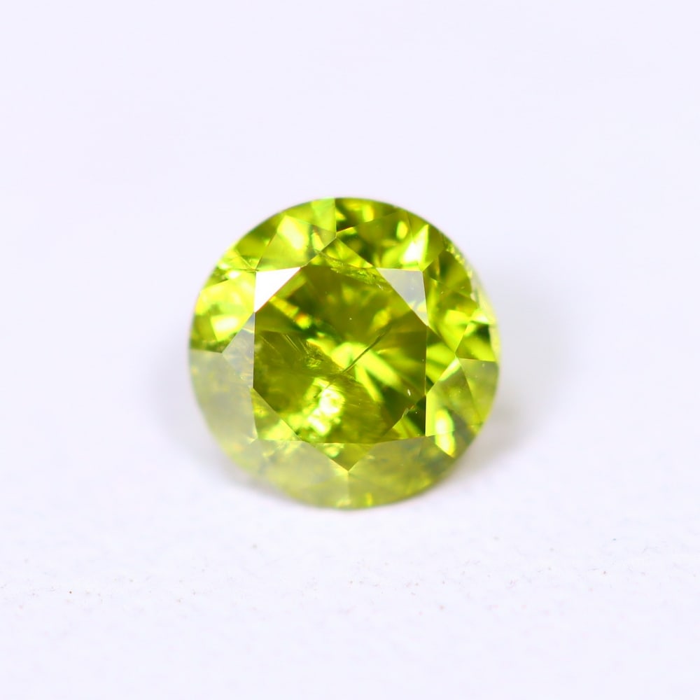0.27ct Yellow Diamond 4.0mm - Natural Diamond, Loose Diamond: Ksmith Jewels Global Welcome to our auction house, today auction brought to you by Ksmith Jewels Global based in Penang, Malaysia specialize in all kinds of opal, diamond and color gemstone both in ma