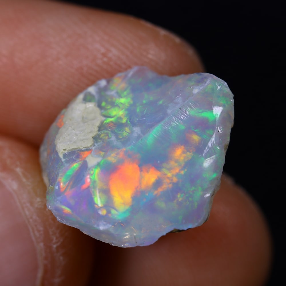 9.2Ct Rough Opal Specimen - Ethiopian Opal - Mineral Rough: Ksmith Jewels Global Welcome to our auction house, today auction brought to you by Ksmith Jewels Global based in Penang, Malaysia specialize in all kinds of opal and color gemstone both in manufacturi