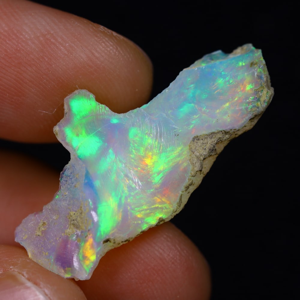 8.5Ct Rough Opal Specimen - Ethiopian Opal - Mineral Rough: Ksmith Jewels Global Welcome to our auction house, today auction brought to you by Ksmith Jewels Global based in Penang, Malaysia specialize in all kinds of opal and color gemstone both in manufacturi